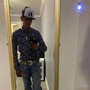 Meet your Posher, Gerardo